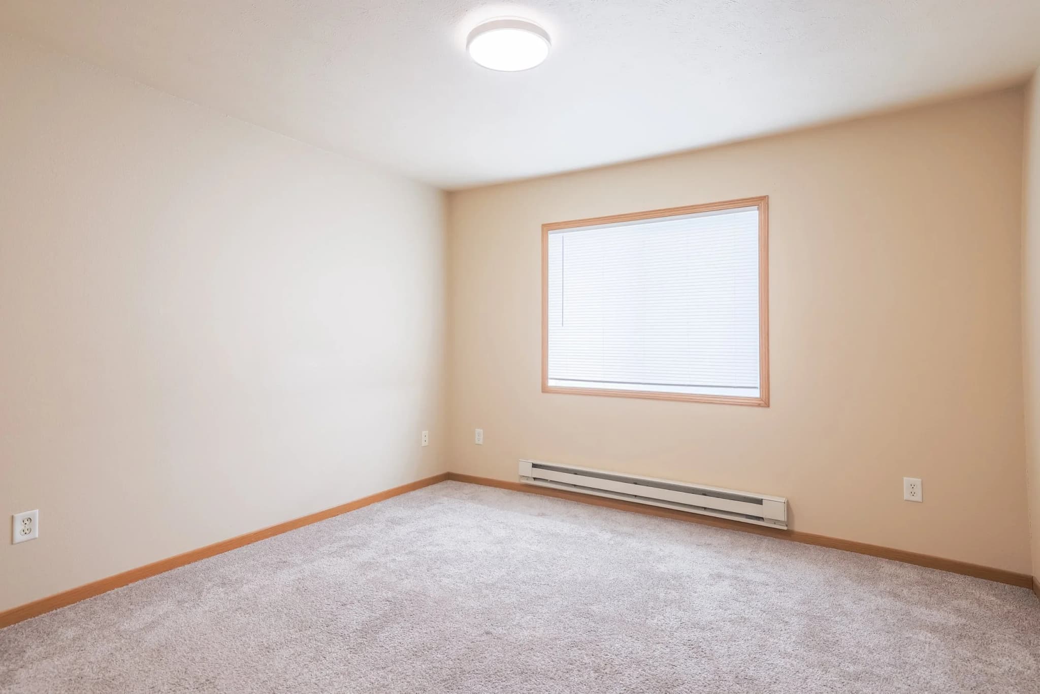 Amber Valley Apartments photo 18