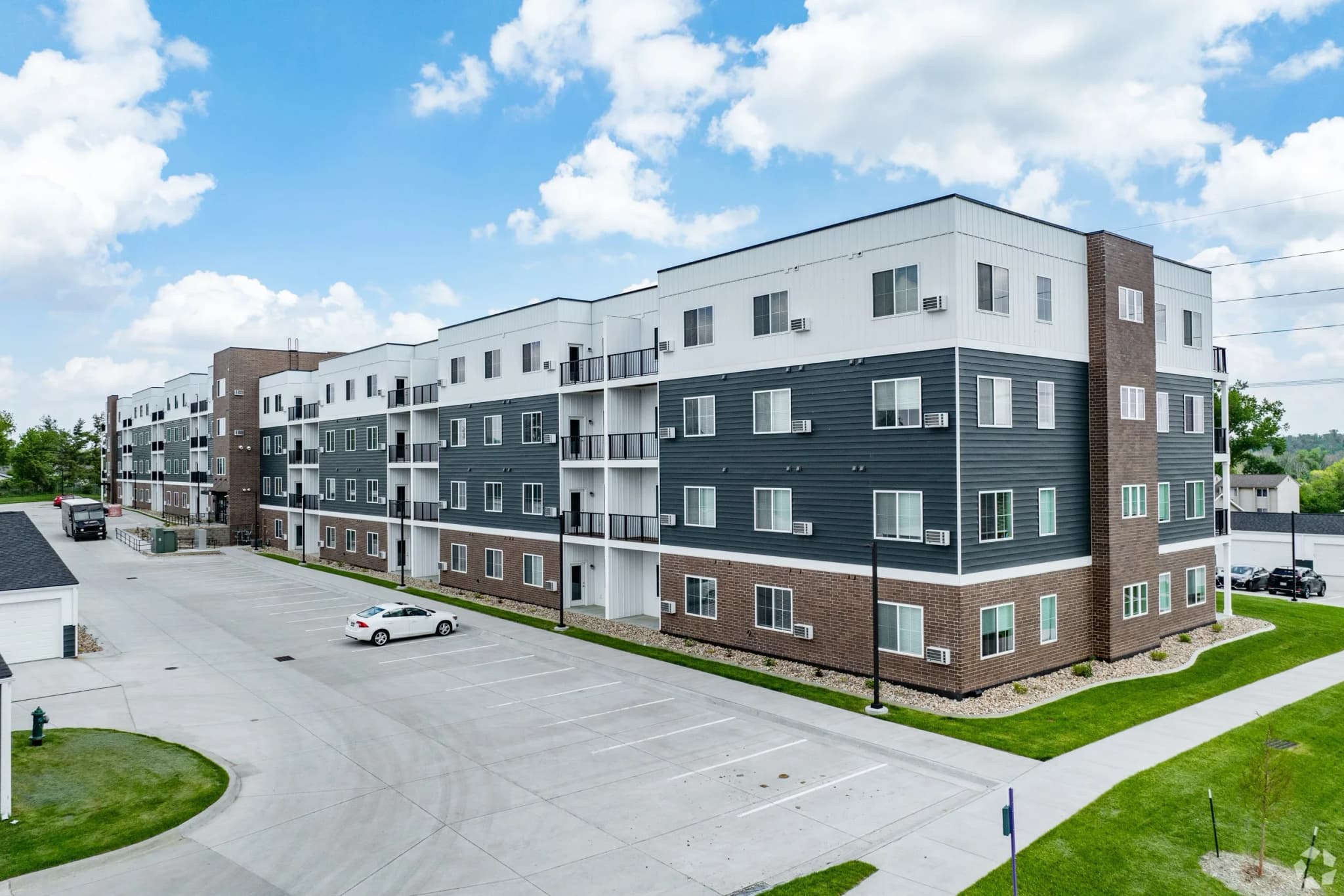 Creekside Apartment Homes