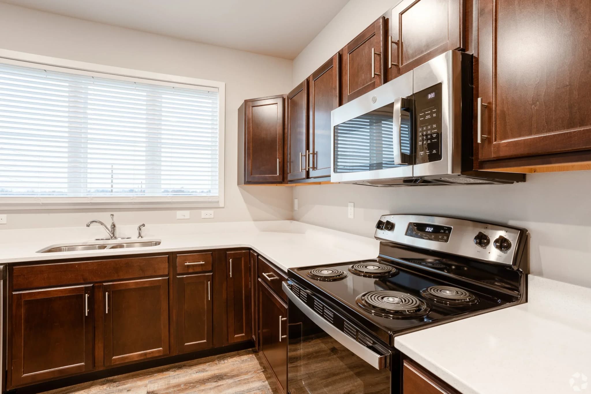 Creekside Apartment Homes photo 9