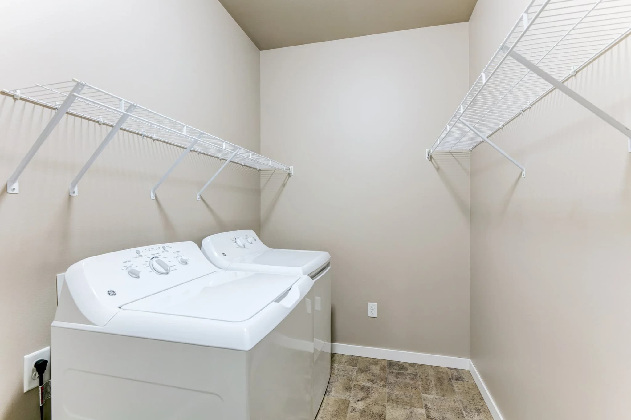 Pinecrest Apartment Homes photo 2
