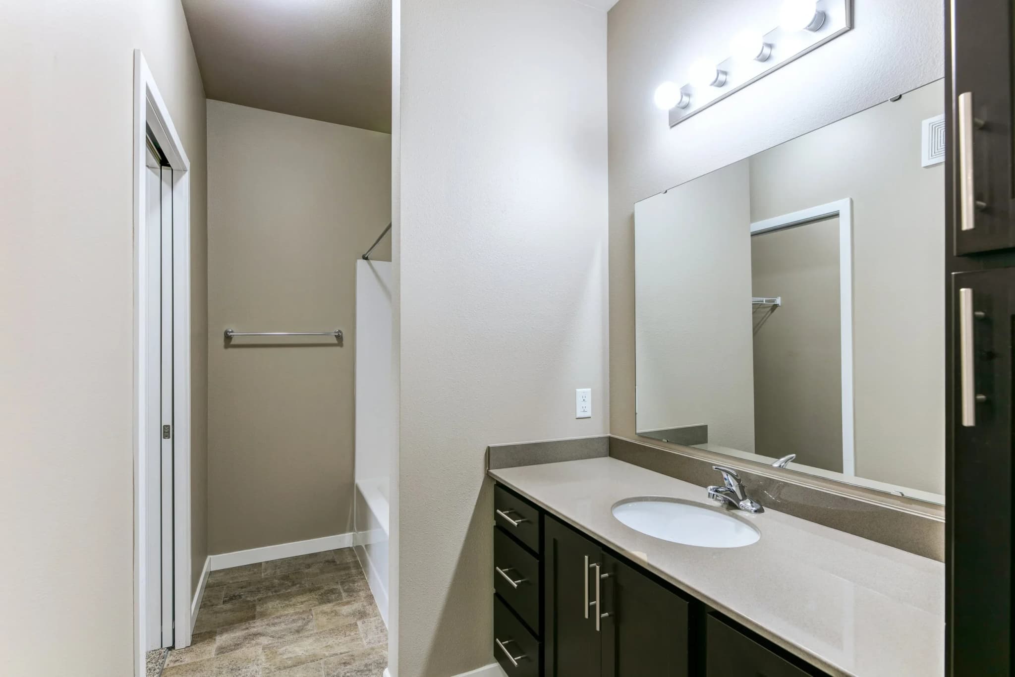 Pinecrest Apartment Homes photo 3